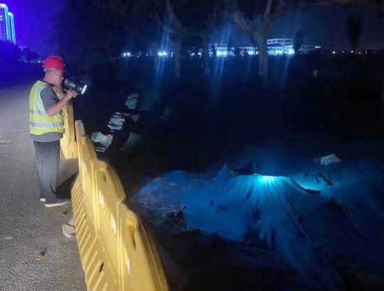 加大管網(wǎng)巡檢力度，確保夏季用水高峰期供水安全 (2).jpg